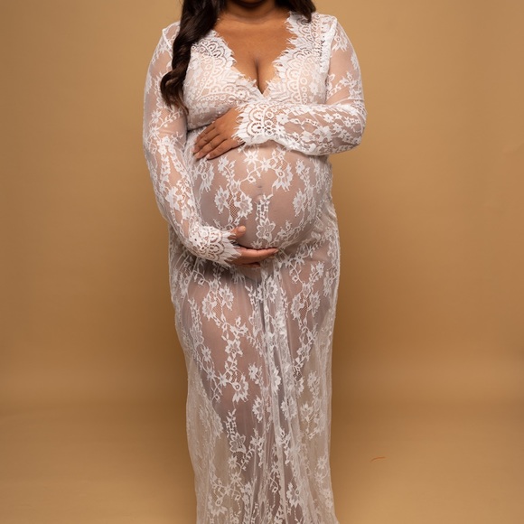 Lace maxi dress - Picture 2 of 2